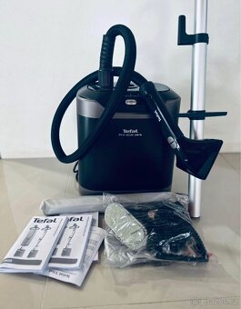 Parní napařovač oděvů Tefal Pro Style Care IT8490E0 - 1