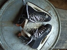 Brusle botas - 1