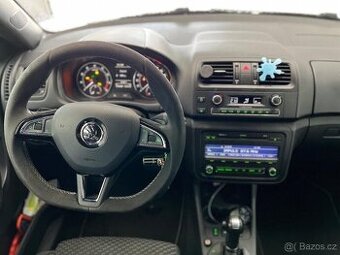 ALCANTARA Volant Škoda RS