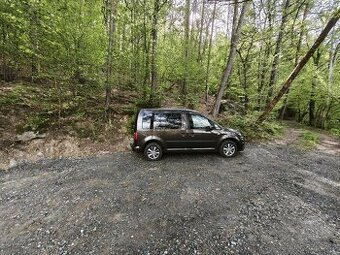 Volkswagen Caddy 5 míst, TGi, servisní historie VW