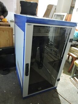 19" stojanový prosklený rozvaděč S-RACK - 1