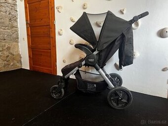 Britax b-motion