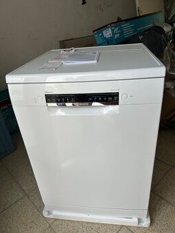 Myčka Bosch SMS4EVW02E