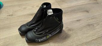 Běžkařské boty Botas velikost 37