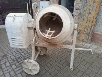 Míchačka na beton, maltu