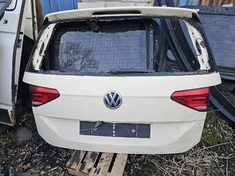 Páté dveře, víko kufr VW Touran 5T1 5TA