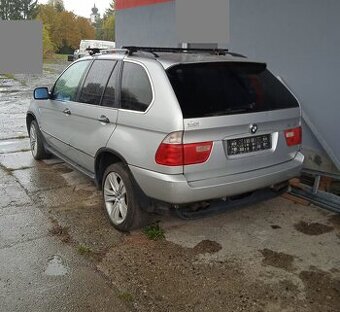 BMW E53 X5 4.4i