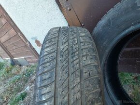 letni pneu  195.65 .15  5.5mm