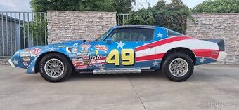 Pontiac Firebird Trans Am V8 Turbo.