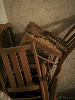 Renovace dřevěných židlích - 1