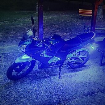 Honda CBR 125R (2004)