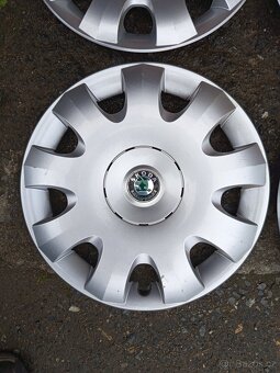 Kryty kol Škoda 15" originály - 1
