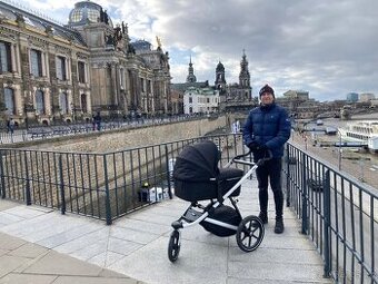 Thule Urban Glide 2 majolica blue, kočárek modrý sportovní