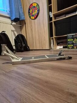 ETHIC LINDWORM V4 540mm na 150mm
