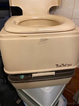 Chemické WC