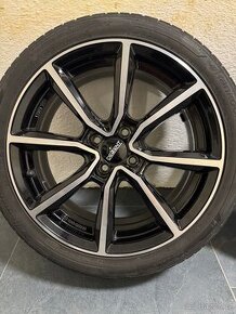 Alu kola Dezent 7Jx17 4x100 ET37 + letni pneu Hankook