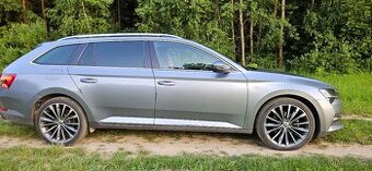 Škoda Superb 3 Combi iV 1.4 TSI 115kW DSG Laurin&Klement - 1