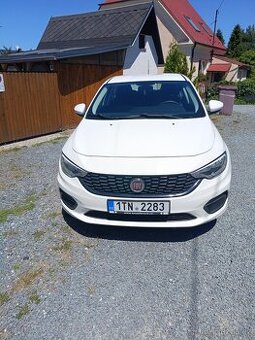 Fiat Tipo 1,4 70kw málo najeto