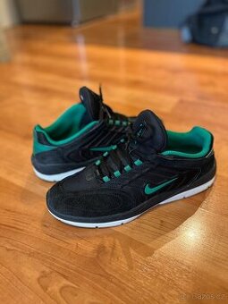 Nike SB Vertebrae vel 44 (28cm)