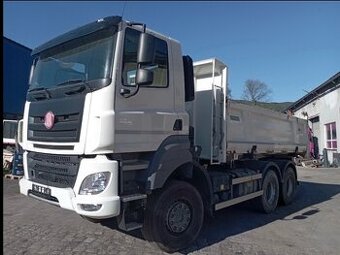 Tatra T158 PHONEIX