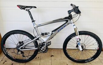 GT Marathon Pro Carbon