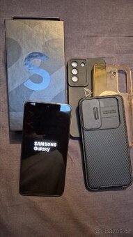 Samsung S22
