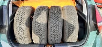 Pneu s plechovymi disky