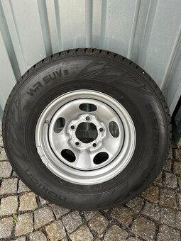 Toyota LC GRJ76 plecháče 8Jx16 + zimní 265/70 R16