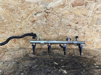 VSTŘIKOVACÍ LIŠTA MERCEDES W169 1.5 A2660700395