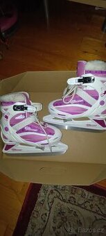 Dětská dívčí brusle
