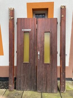 Dvoukřídlé dveře