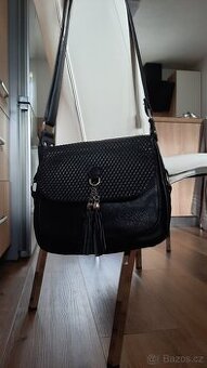 Dámská kabelka přes rameno