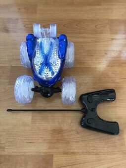 Auto na dálkové ovládání Jamara stunt car 39TC16