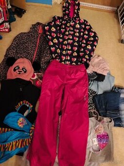 Balík oblečení dívka vel.140-146