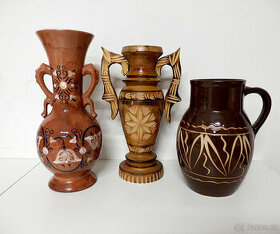 Keramická váza, dřevěná váza, keramický džbán