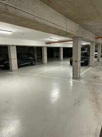 Podzemní garáž na pronájem - 1