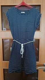 Letní šaty + džíny Cropp na vel. M/38 - 1