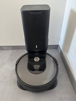 iRobot Roomba i7 Plus