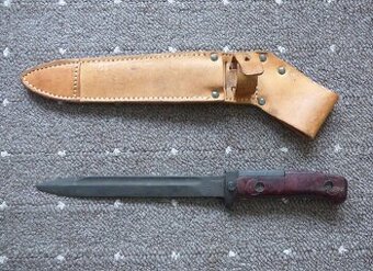 Bodák / Bajonet - na samopal vz. 58 včetně pochvy