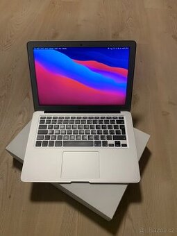 MacBook Air 13” (2017) – i5 1,8 GHz | 8 GB RAM | 128 GB SSD
