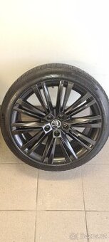 Škoda Superb kompletní kola 19" Canopus 2