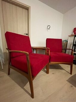 Retro křesílka s konferenčním stolkem