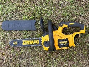 Aku řetězová pila Dewalt na díly