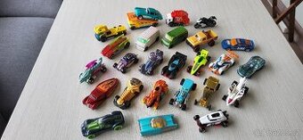 Hot Wheels 26ks.