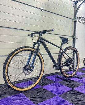 Panské horské kolo Rockrider Race 720 XC