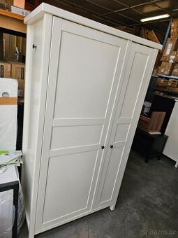 ŠATNÍ SKŘÍŇ IKEA HEMNES