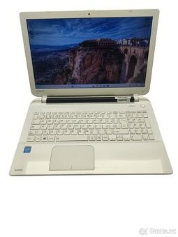Toshiba Satellite L50 ( 12 měsíců záruka+Faktura )