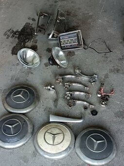 Mercedes W110 - 1