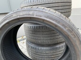 Prodám 4ks pneu Falken 225/40 R18 92W