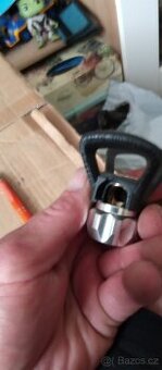 Airless trysky